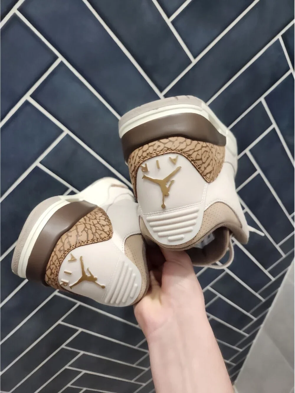 Jordan size 10